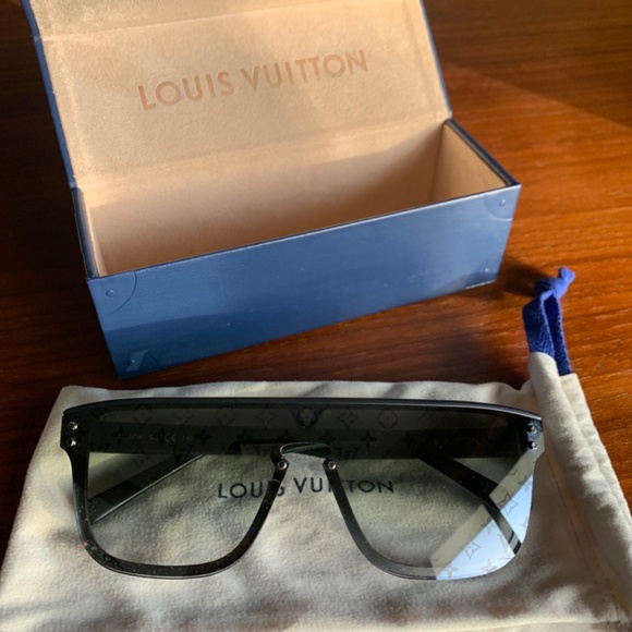 Louis Vuitton  WAIMEA SUNGLASSES - Picture 3 of 4